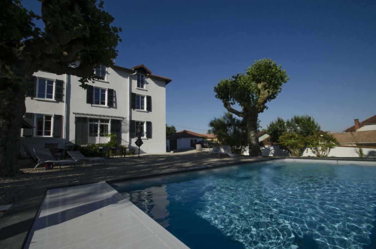 Villa La Maternite Villieu Exterior foto